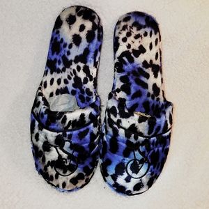Victoria Secret's leopard Slippers